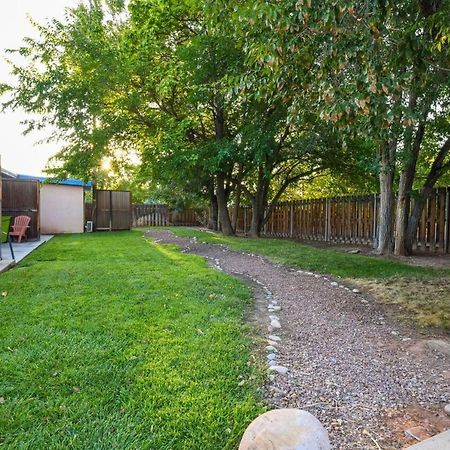 Cozy Adventure Pad Near Downtown - Rose Tree 2 Villa Moab Buitenkant foto