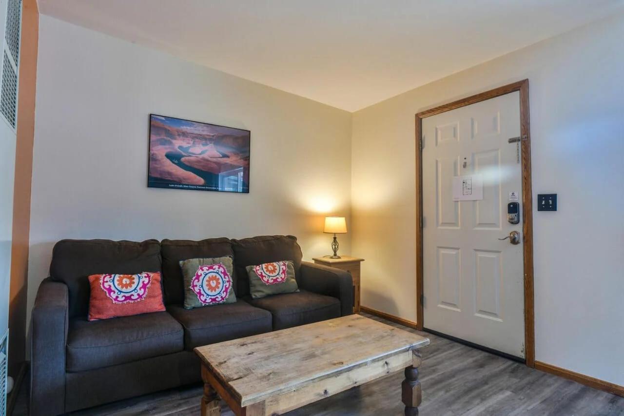Cozy Adventure Pad Near Downtown - Rose Tree 2 Villa Moab Buitenkant foto