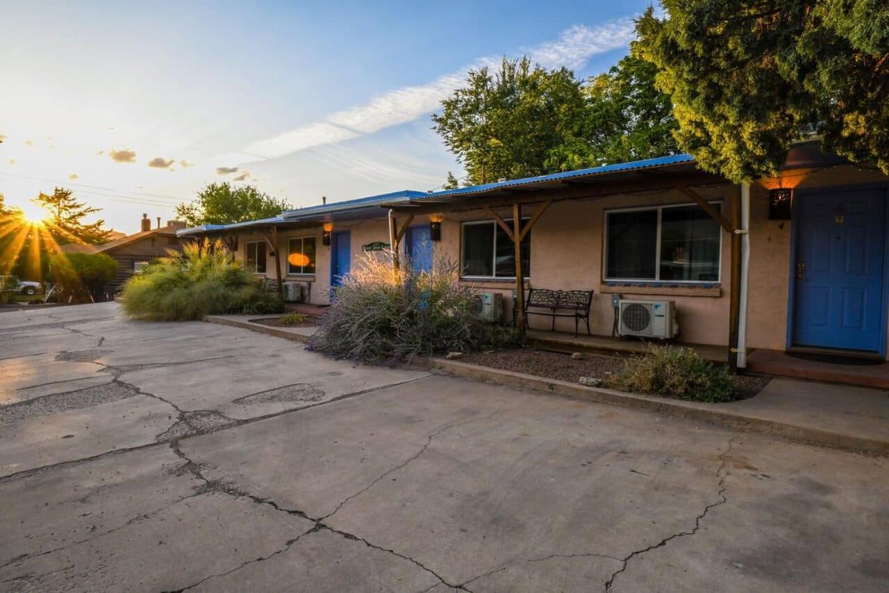 Cozy Adventure Pad Near Downtown - Rose Tree 2 Villa Moab Buitenkant foto