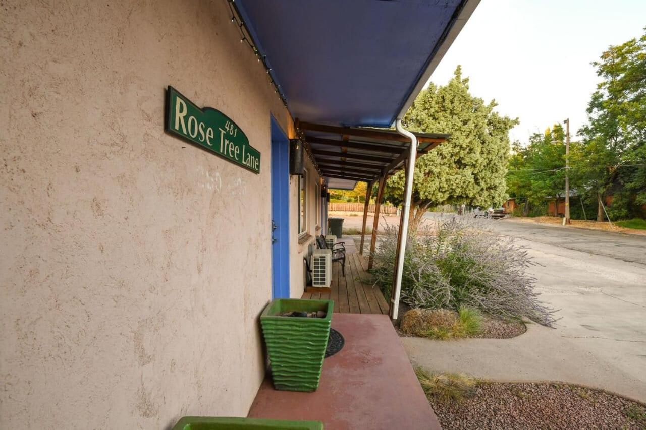 Cozy Adventure Pad Near Downtown - Rose Tree 2 Villa Moab Buitenkant foto