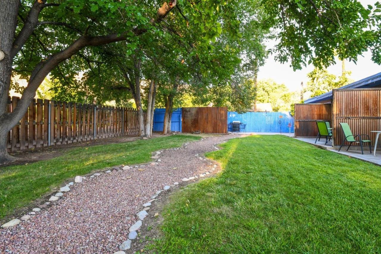 Cozy Adventure Pad Near Downtown - Rose Tree 2 Villa Moab Buitenkant foto