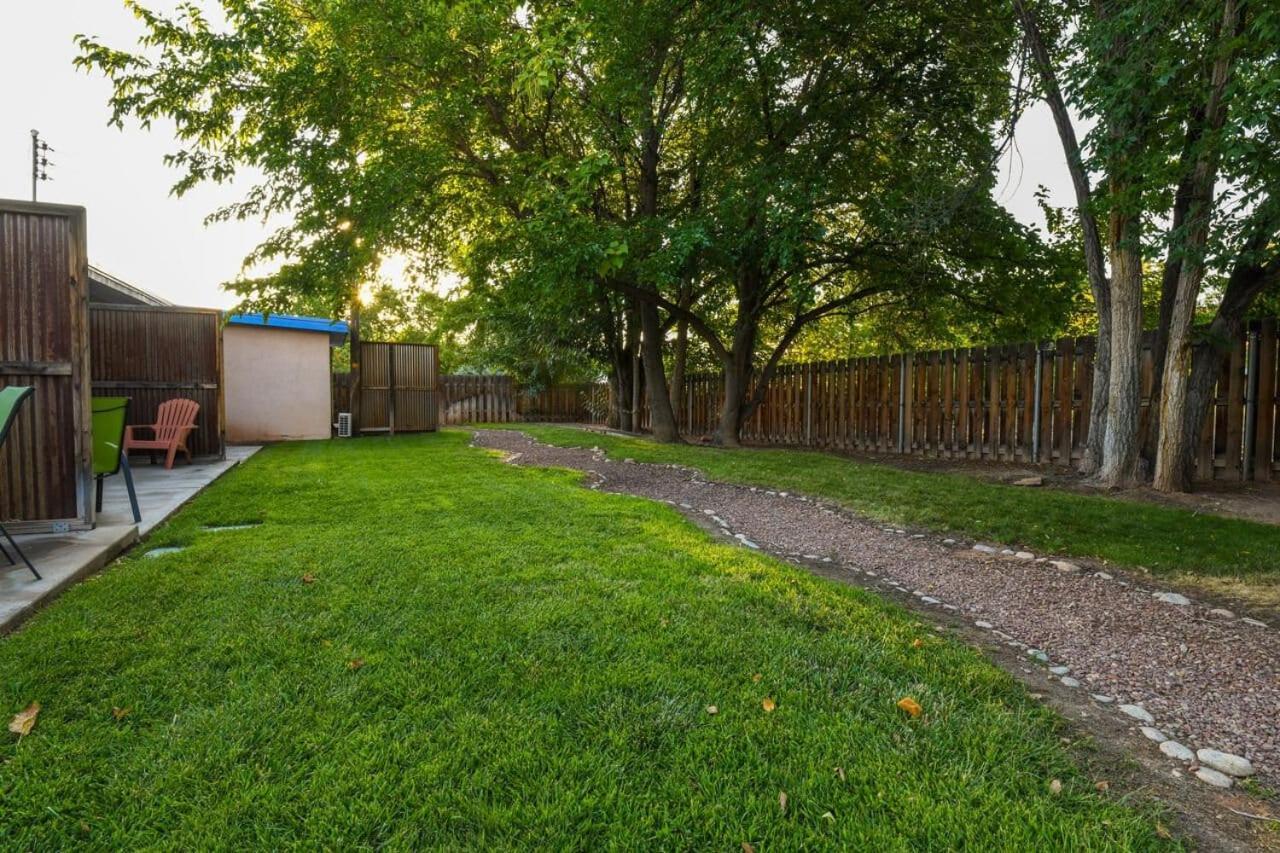 Cozy Adventure Pad Near Downtown - Rose Tree 2 Villa Moab Buitenkant foto