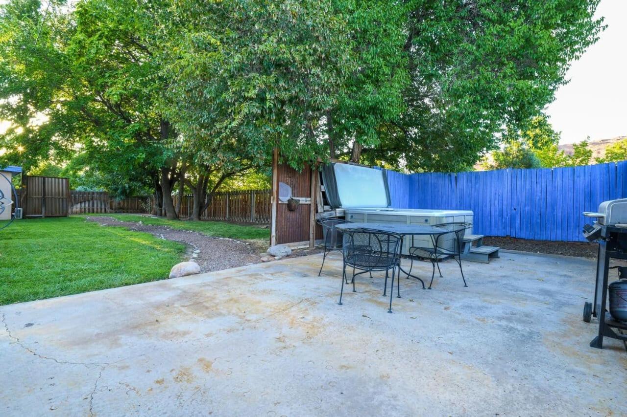 Cozy Adventure Pad Near Downtown - Rose Tree 2 Villa Moab Buitenkant foto